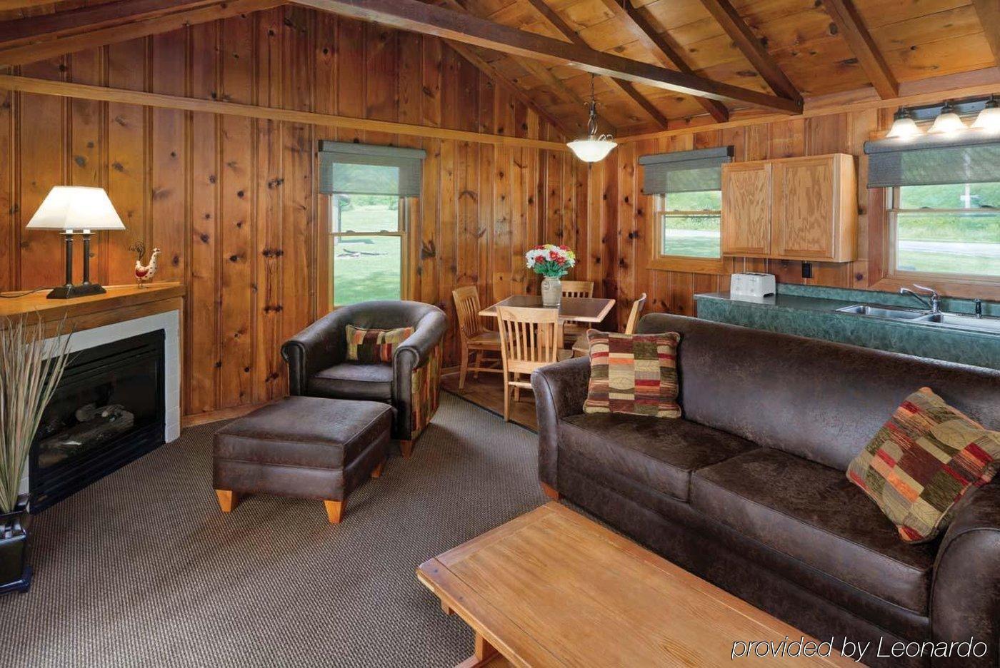 Hueston Woods Lodge And Conference Center College Corner Esterno foto