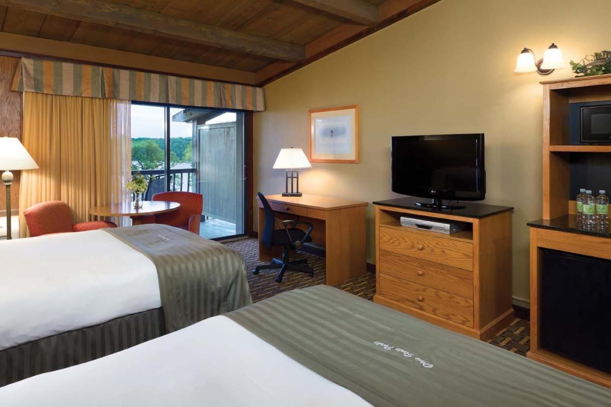 Hueston Woods Lodge And Conference Center College Corner Esterno foto